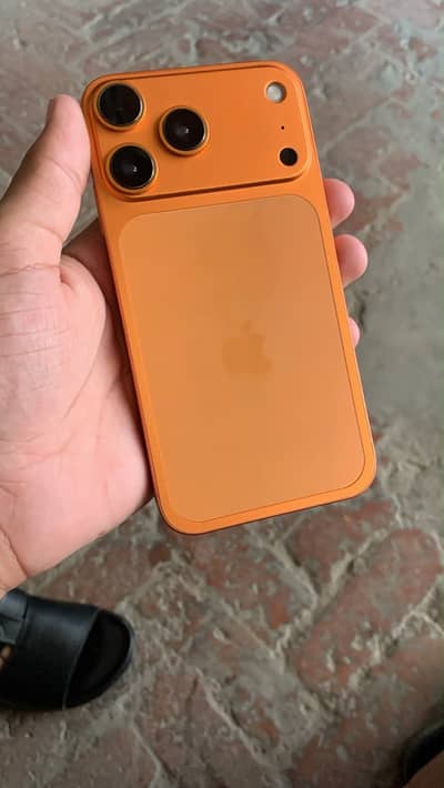 Apple iPhone XR convert to 17 pro