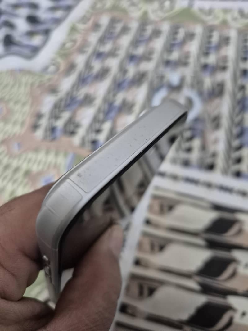 Apple iPhone 17 Pro 1