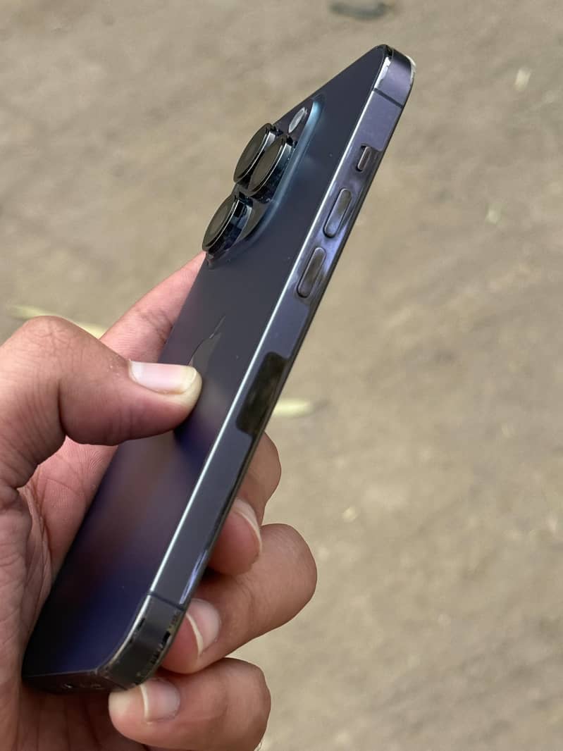 Apple iPhone 14 Pro 3
