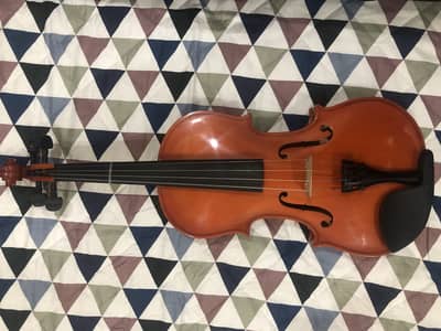 HI VOLTS 4/4 size violin unused 10/10 condition final price 15k