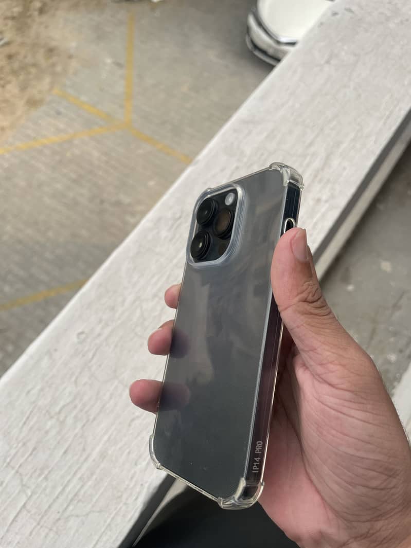 Apple iPhone 14 Pro 3