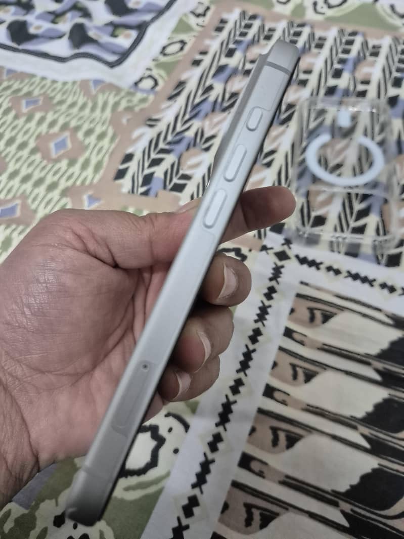 Apple iPhone 17 Pro 4