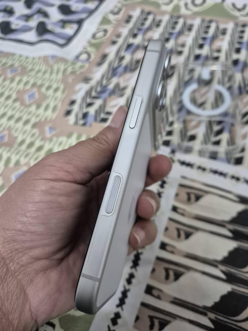 Apple iPhone 17 Pro 5