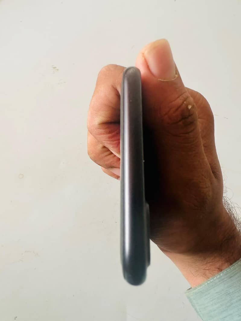 Apple iPhone 7 Plus 2