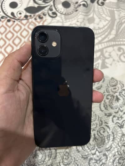 Apple iPhone 12