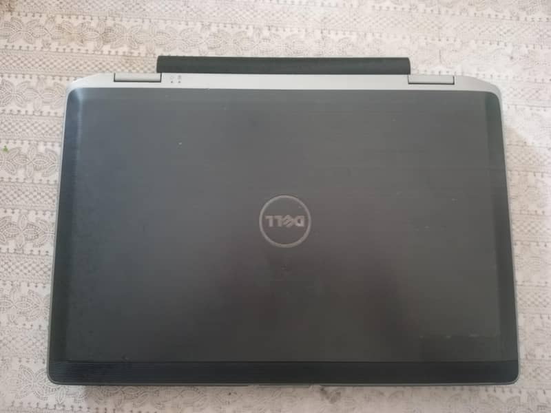 Dell Latitude E6420 0