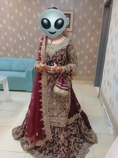 dress selling