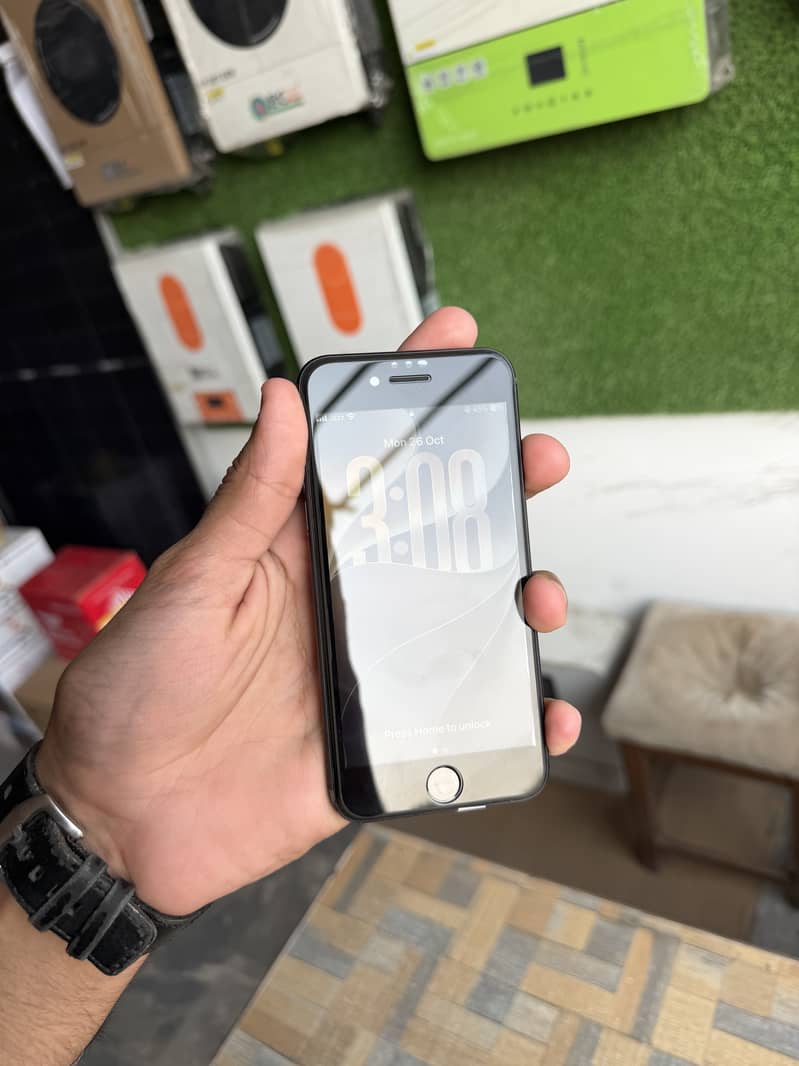 Apple iPhone SE 5