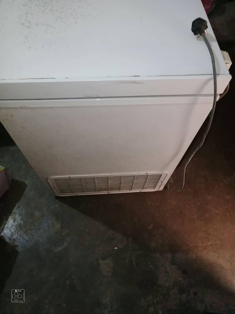Dawlance refrigerator 6