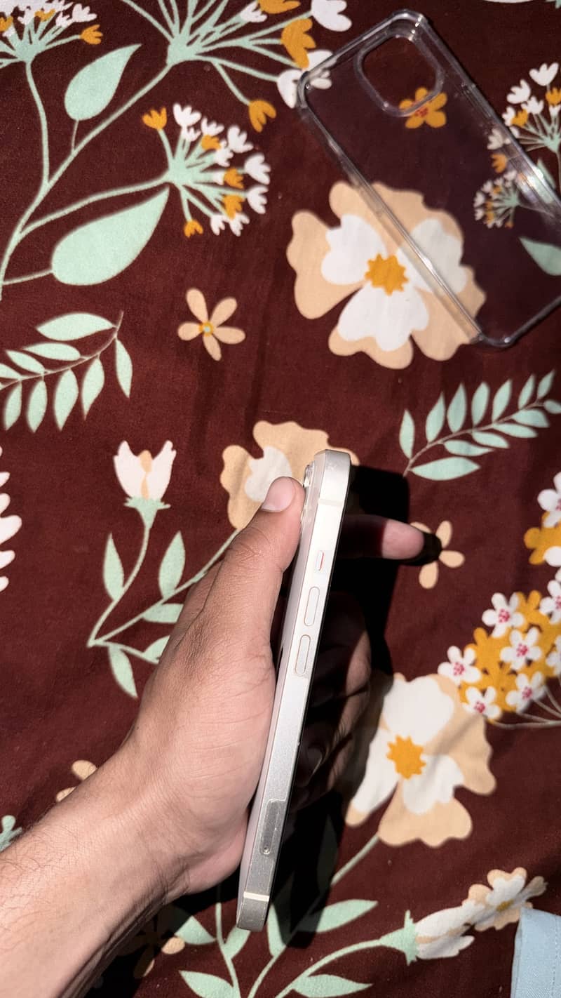 Apple iPhone 13 Pro 1