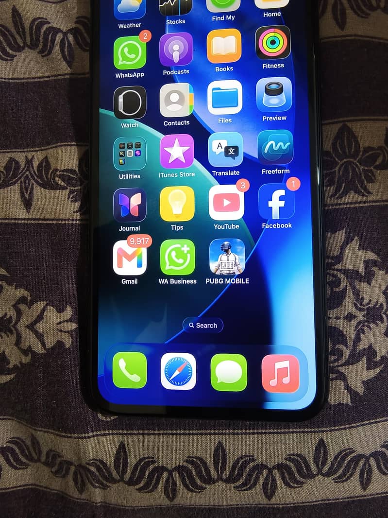 Apple iPhone 11 Pro Max 1