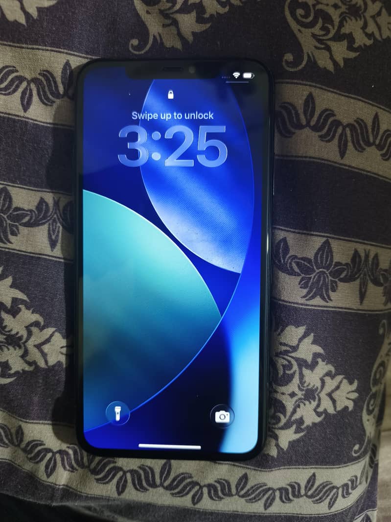 Apple iPhone 11 Pro Max 3
