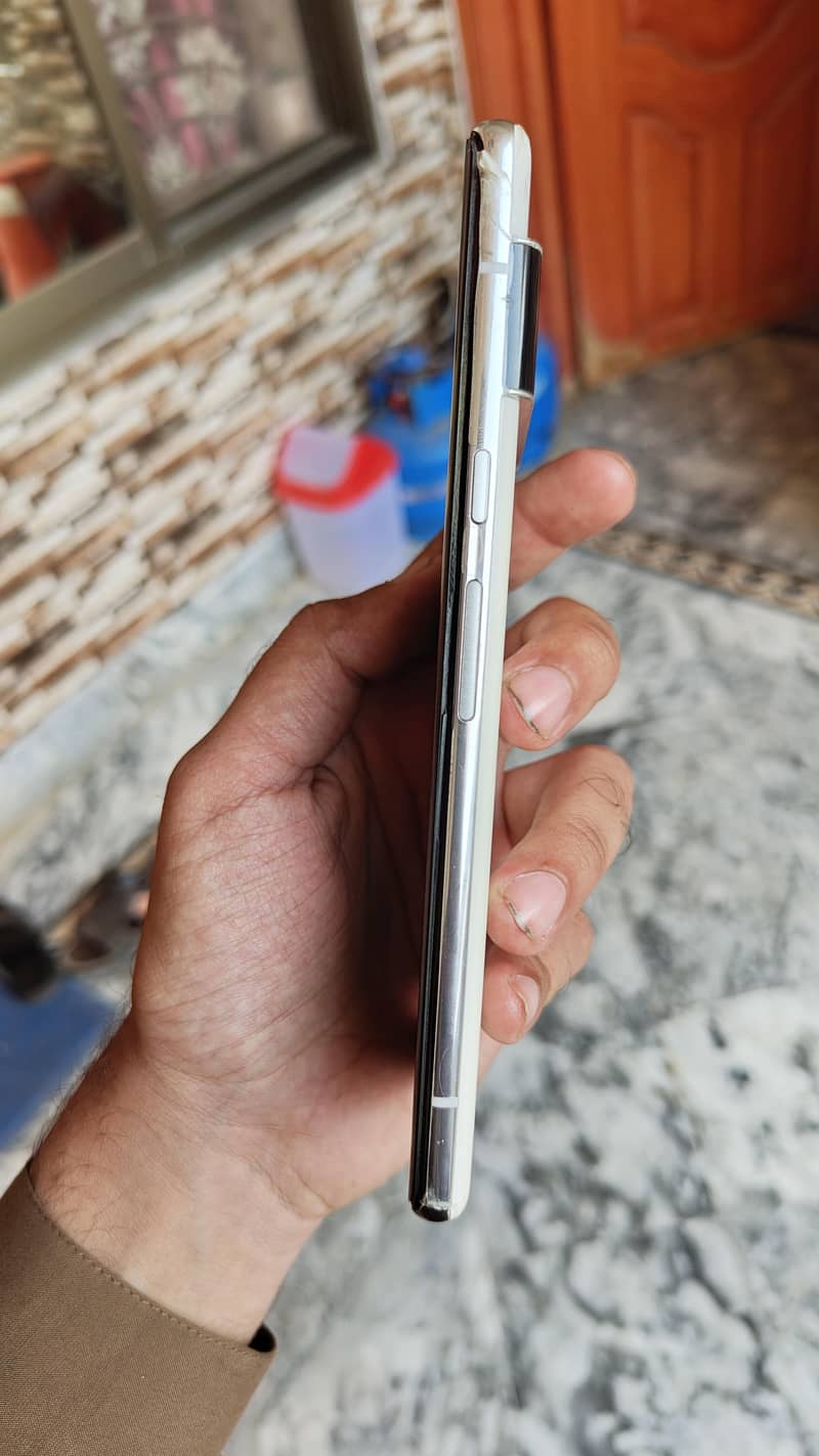 Google Pixel 6 Pro 4