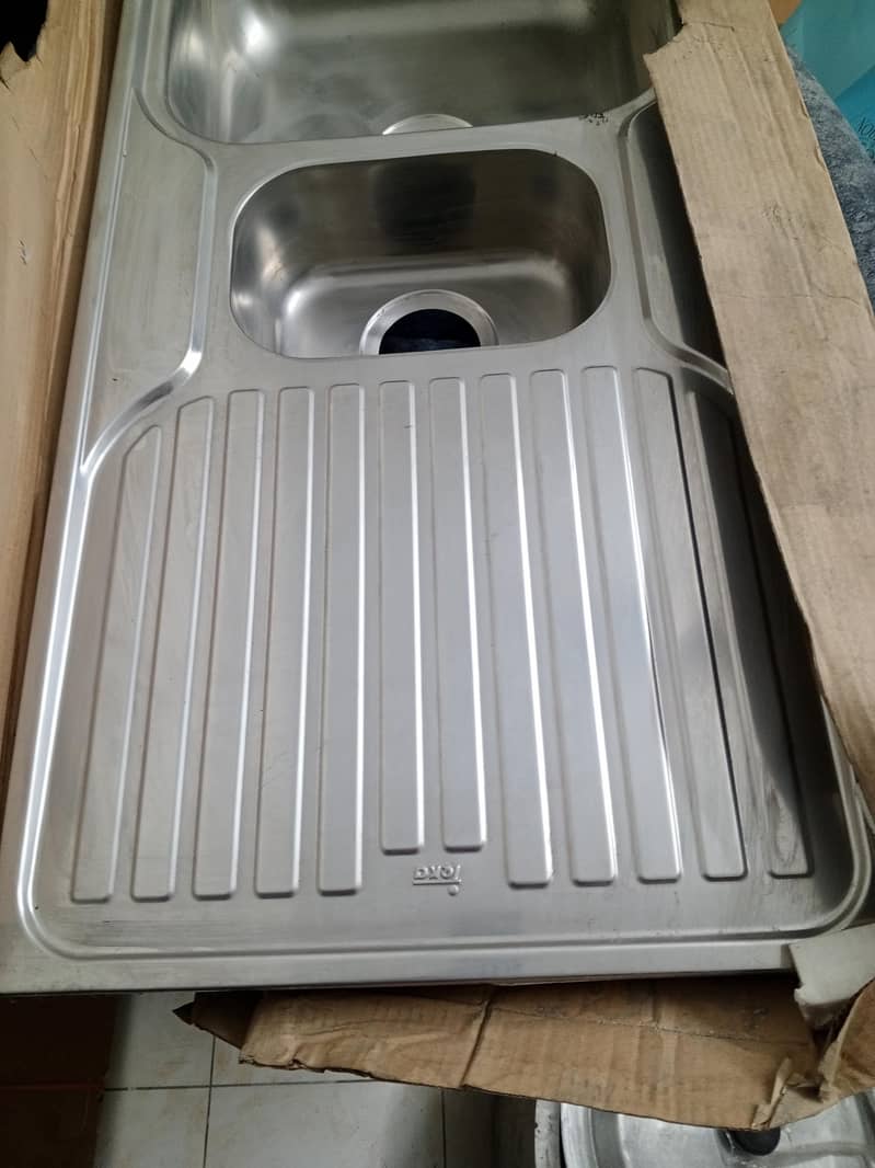 kitchen sink 1