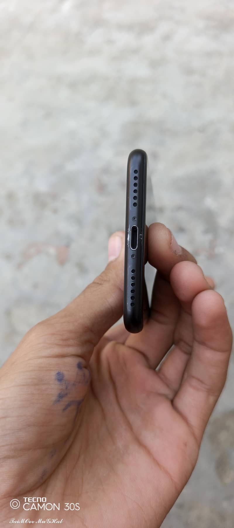 Apple iPhone 7 2