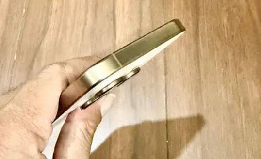 Apple iPhone 16 Pro Max 2