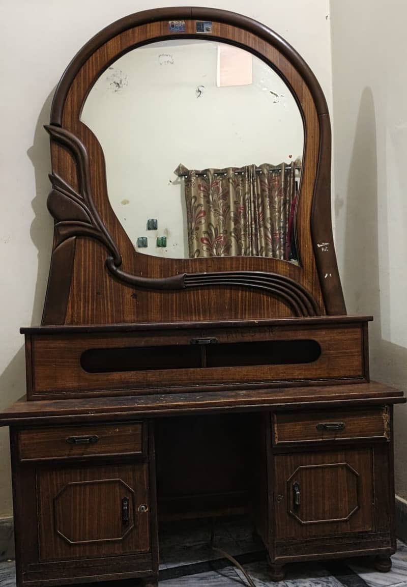 Dressing Table with 5 drawz 0