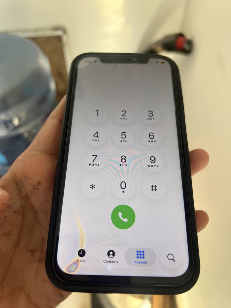 Apple iPhone 12 4