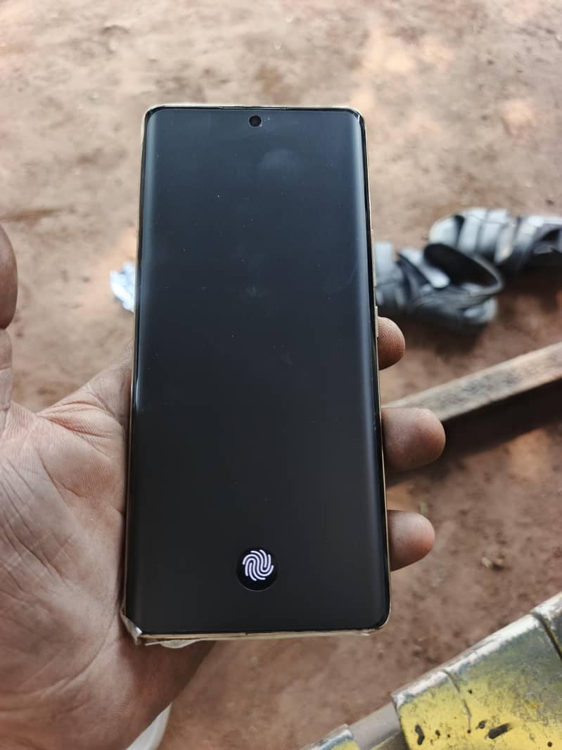 Infinix Zero 30 9