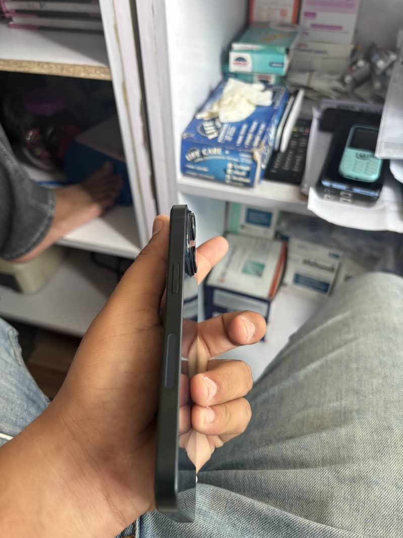 Apple iPhone 14 5