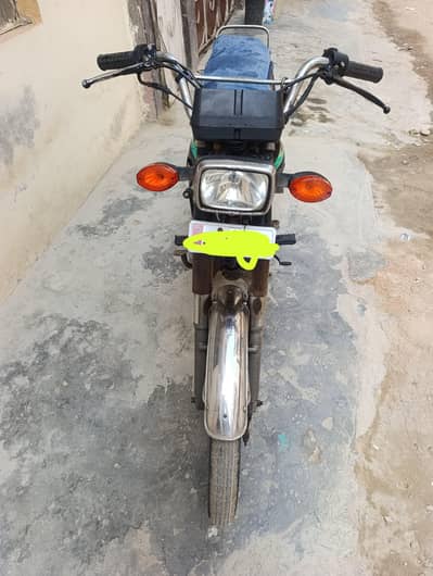 Unique -125 For Sale Nut to Nut Genuine Condition