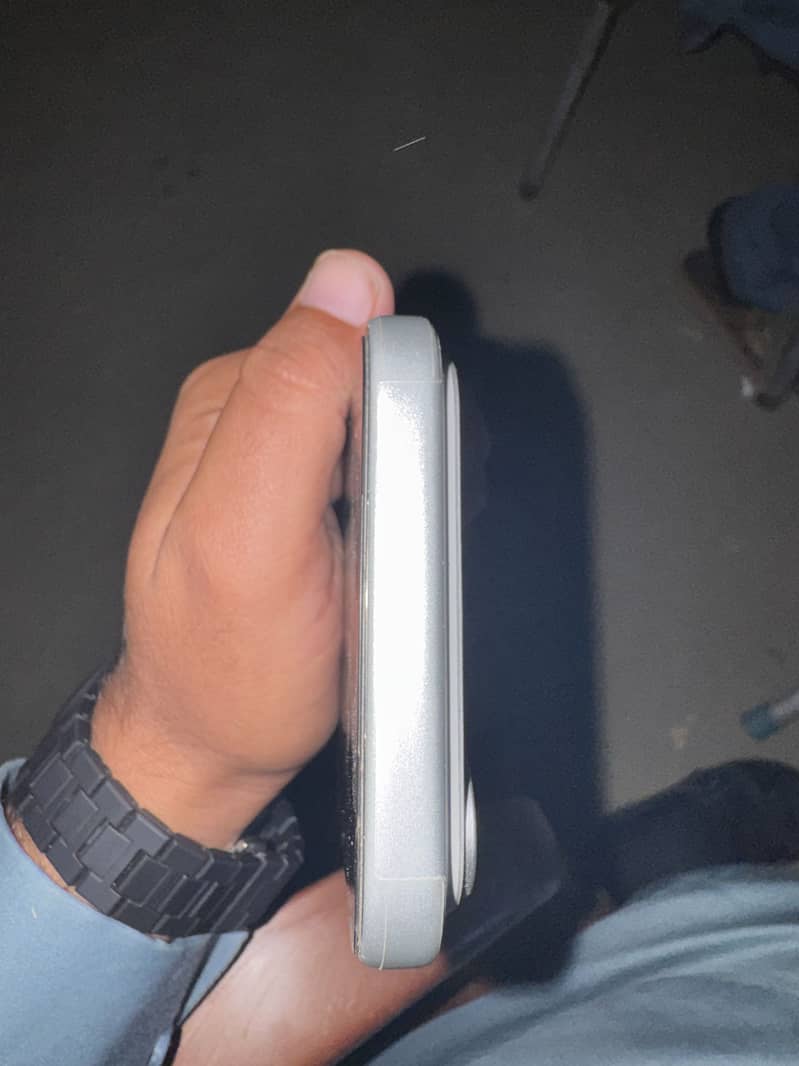 Apple iPhone 17 Pro Max 1