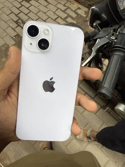 Apple iPhone 14 purple