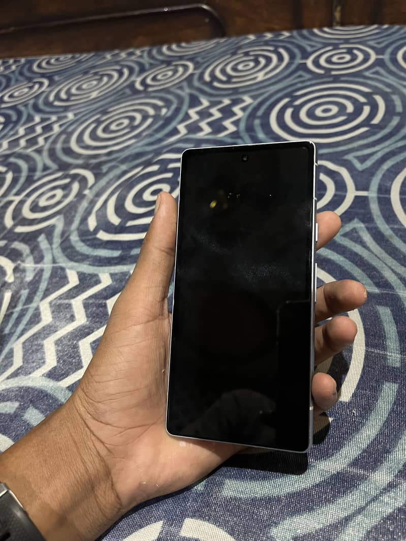 Google Pixel 7a 2