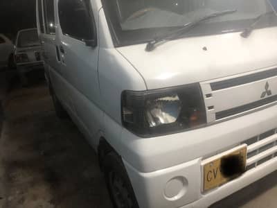 Mitsubishi Minicab Bravo 2010