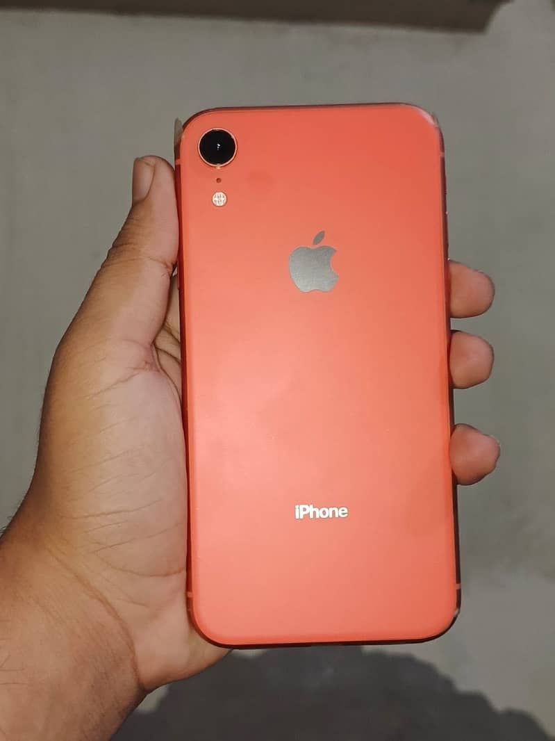 Apple iPhone XR 0