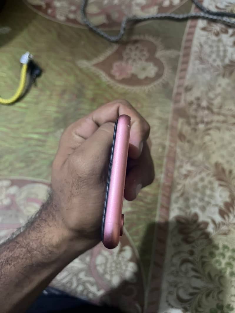 Apple iPhone XR 2
