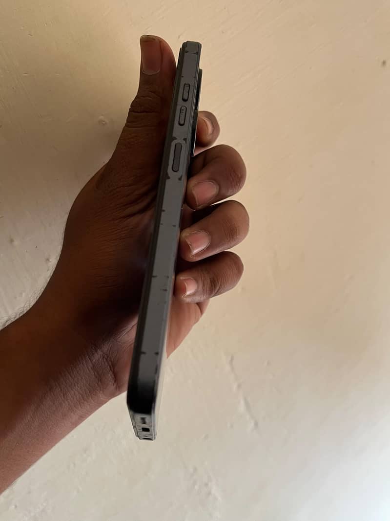 Tecno Spark 20C 3