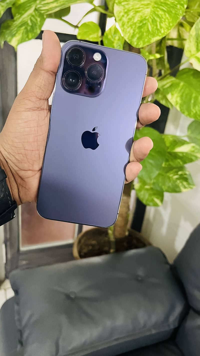 Apple iPhone 14 Pro Max 3