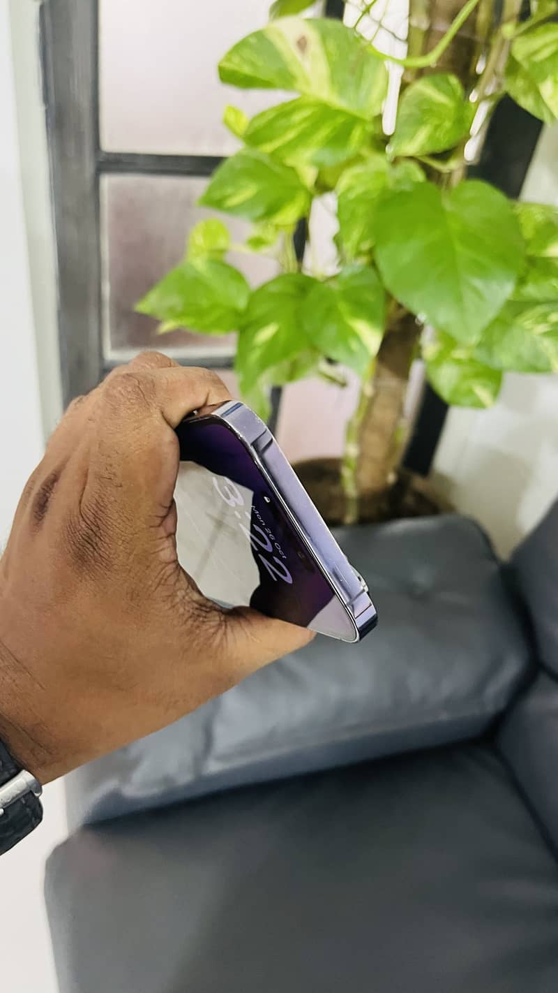 Apple iPhone 14 Pro Max 5