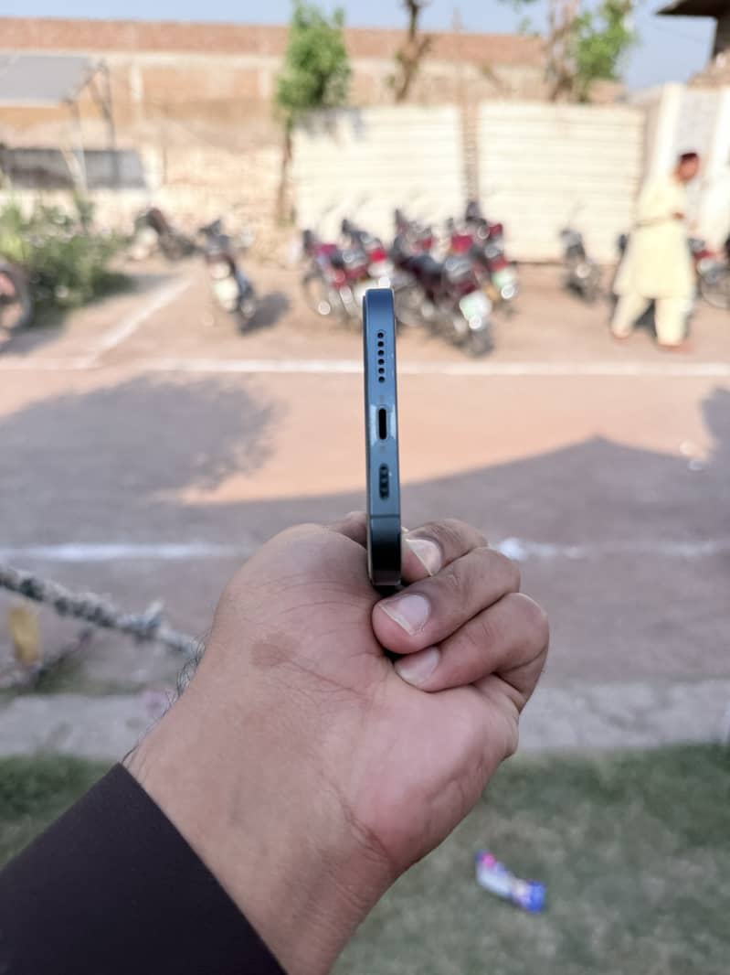 Apple iPhone 12 Pro Max 3