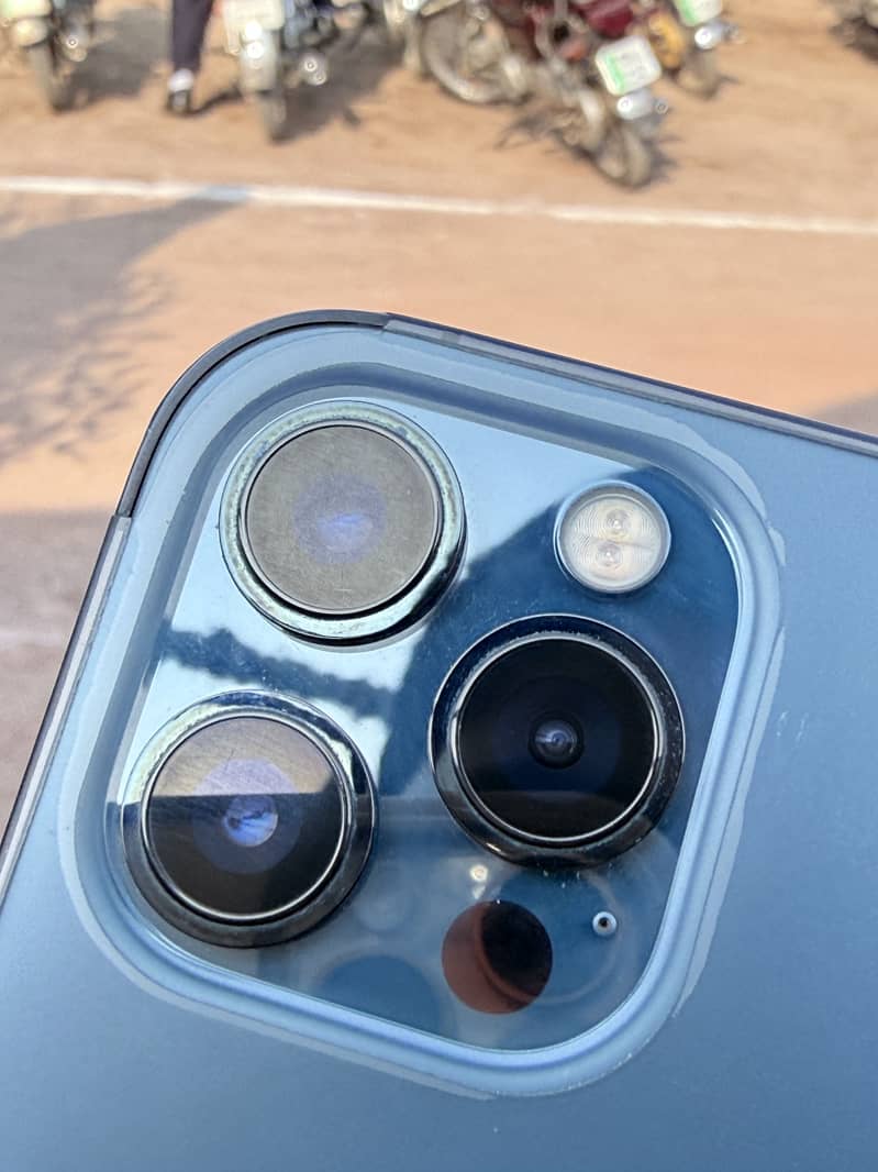 Apple iPhone 12 Pro Max 5