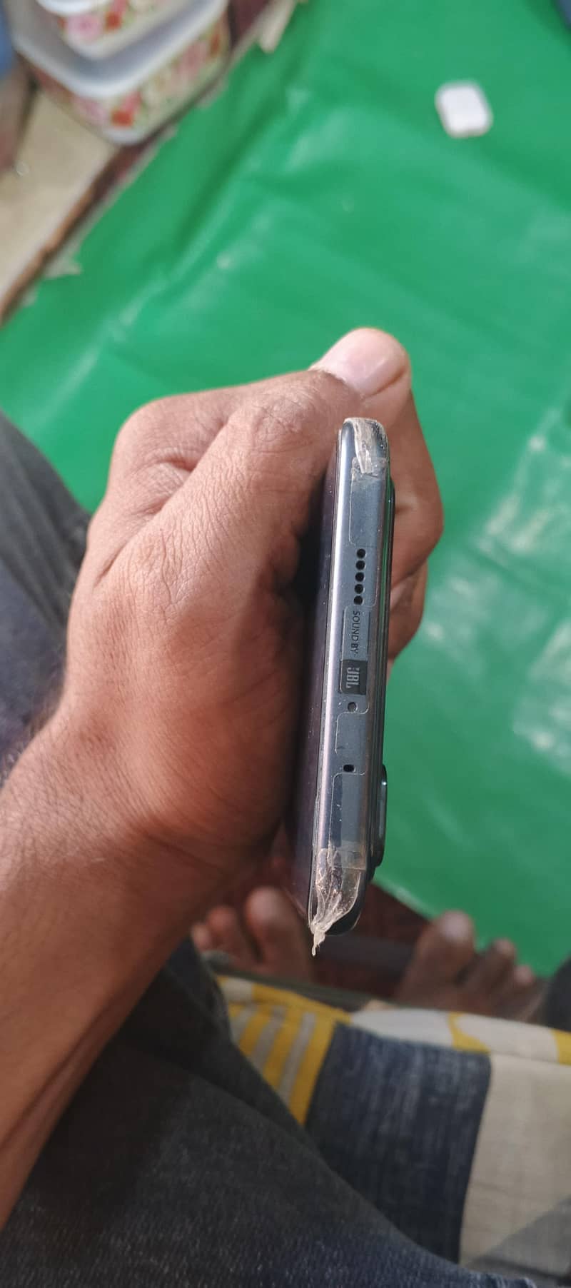 Infinix note edge 3