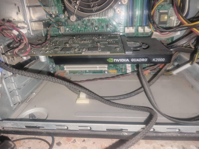 Nvidia Quadro K2000 9