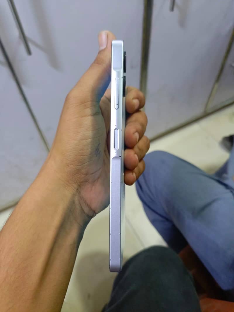 Samsung Mobile A06 1