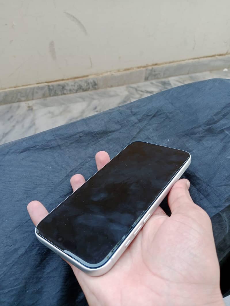Apple iPhone 17 Pro Max 2