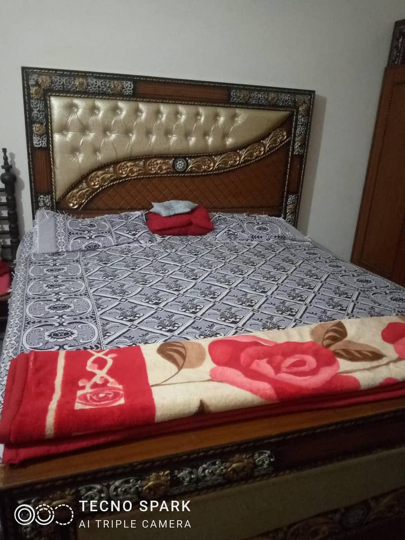 double bed 0
