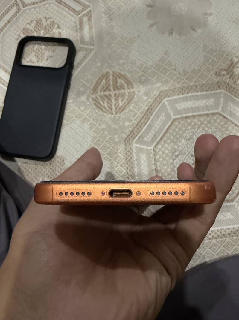 iPhone 17 Pro Max 256GB – Non-PTA /  Pin Pack Condition 5