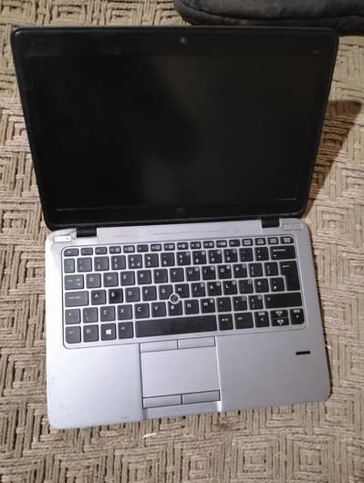 HP 820G2 core i5 5th generation 8GB 256 SSD