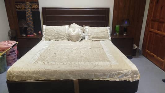 bridal bedsheet . . . . condition 9/10