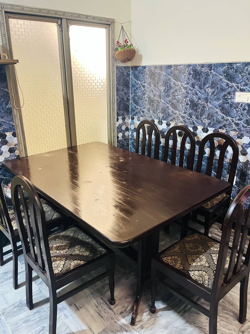 DINING TABLE WITH 6 CHAIRS 4
