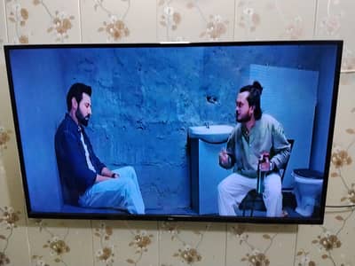 TCL led TV 43 inches