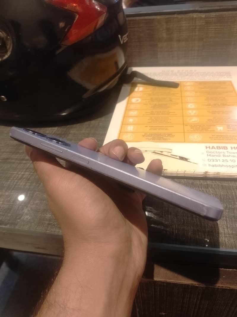 Infinix 4