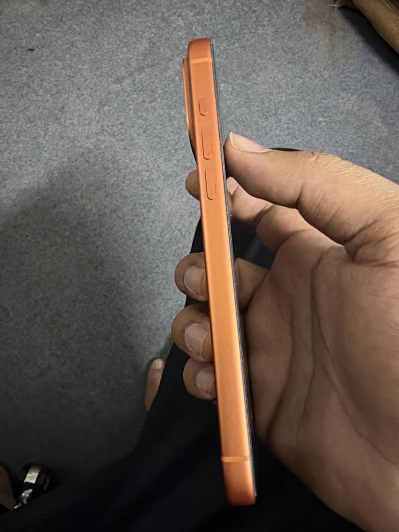 Apple iPhone 17 Pro Max 1