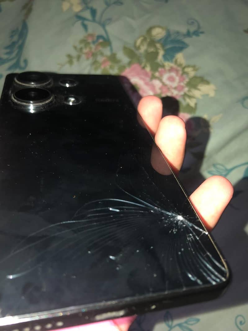 Xiaomi Redmi Note 13 Pro 0