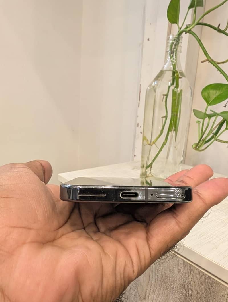 Google Pixel 9 Pro 4
